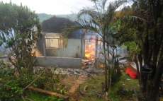 Palmital - Casa pega fogo e fam&iacute;lia perde tudo