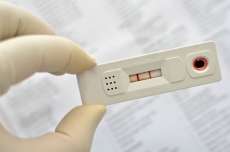 Aplica&ccedil;&atilde;o de testes r&aacute;pidos &eacute; ferramenta em casos de surto de dengue no Pa&iacute;s