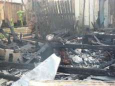 Laranjeiras - Incêndio em residência na Vila São Vicente mata uma pessoa