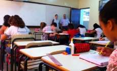 Com o fim da greve, escolas enfrentam dificuldades na volta as aulas no Paran&aacute;