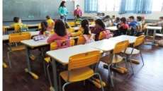 Cand&oacute;i - 998 Conjuntos escolares s&atilde;o entregues em Escolas Municipais