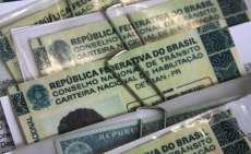 Exig&ecirc;ncia de habilita&ccedil;&atilde;o para dirigir cinquentinhas entra em vigor nesta quarta dia 01