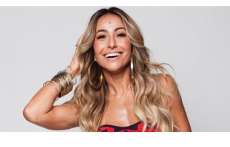 Sabrina Sato posta foto e "quebra" a internet. Veja a foto