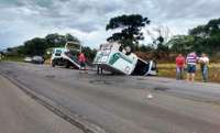 No Paraná, Carro do IML que transportava corpos capota