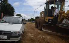 Pinh&atilde;o - Obras de manuten&ccedil;&atilde;o s&atilde;o realizadas nas ruas do bairro &Aacute;gua Verde