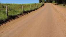 Cand&oacute;i - Estrada do Despraiado recebe manuten&ccedil;&atilde;o