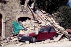Sobe para 247 total de mortos por terremoto na It&aacute;lia
