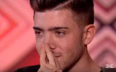 'The X Factor UK': participante canta m&uacute;sica em homenagem ao falecido irm&atilde;o e emociona jurados