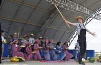 Pinh&atilde;o - Pra&ccedil;a da B&iacute;blia recebeu apresenta&ccedil;&otilde;es culturais neste s&aacute;bado dia 25