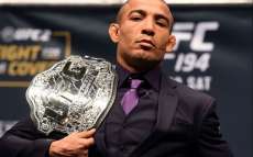 UFC decide: McGregor perde t&iacute;tulo, Aldo vira campe&atilde;o