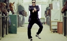 Contratados do SBT ter&atilde;o que dan&ccedil;ar "Gangnam Style"; ideia &eacute; reprovada por jornalistas