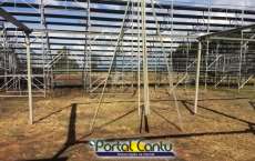 Laranjeiras - Trabalho duro na preparação para a 11ª Expoagro. Estruturas já estão sendo montadas