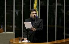 Deputadas denunciam parlamentar envolvido em suposta tentativa de estupro