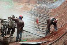 Obras melhoram mais de 300 km de rodovias no Oeste e Sudoeste do Paran&aacute;