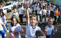 Laranjeiras - Caminhada da Reciclagem mobiliza população para importância de hábitos sustentáveis