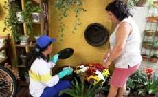 Rio Bonito - Vigil&acirc;ncia Sanit&aacute;ria realiza trabalho de preven&ccedil;&atilde;o contra a dengue