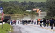 Saiba quais as rodovias no Paran&aacute; ainda permanecem interditas