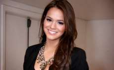 Bruna Marquezine desembarca na Espanha para encontrar Neymar, segundo colunista