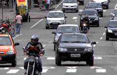 PM e Detran promovem a&ccedil;&atilde;o para motociclistas