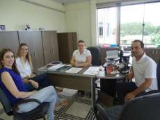 Laranjeiras - Eliza Gemelli e equipe do NRE visitaram 8 escolas
