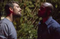 'Sol Nascente': C&eacute;sar esculacha Jo&atilde;o Amaro e os dois t&ecirc;m briga definitiva