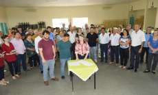 Catanduvas - Prefeita Noemi assina escritura do hospital