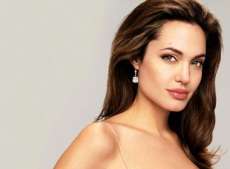 Angelina Jolie &eacute; a atriz mais bem paga de Hollywood