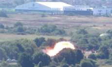 Avi&atilde;o cai, explode e mata sete pessoas. Veja o v&iacute;deo do acidente