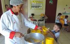 Cand&oacute;i - Agricultores podem se credenciar para oferecer merenda escolar para o munic&iacute;pio