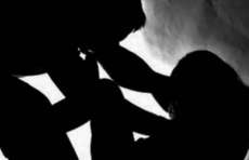 Menina de 12 anos &eacute; estuprada por padrasto e personal trainer