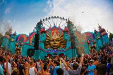 Festival de eletr&ocirc;nica Tomorrowland ter&aacute; edi&ccedil;&atilde;o no interior de SP em 2015