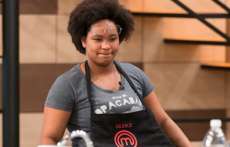 'MasterChef': Gleice erra no preparo de ovo e se despede do programa