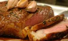 Carnes assadas em sacos pl&aacute;sticos ficam mais macias e saborosas