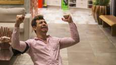 Campe&atilde;o do BBB, C&eacute;sar revela "atra&ccedil;&atilde;o sexual" por participante