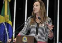 Passageiro é detido por agredir senadora em aeroporto