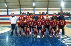 Reserva - Equipes de futsal intensificam treinos