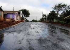 Palmital - Secretaria de Obras, iniciou a aplica&ccedil;&atilde;o na pista de Concreto Betuminoso Usinado a Quente (CBUQ)