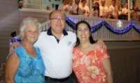Laranjeiras - Prefeita Sirlene participa de Cantata de Natal na residência da dona Nelsa Telli