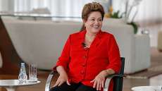 Dilma admite efeitos de crise financeira: 'Todos n&oacute;s erramos'