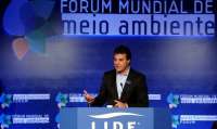 No Fórum Mundial de Meio Ambiente, Richa assina decreto do Pacto das Águas