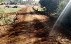 Rio Bonito - Prefeitura est&aacute; readequando estradas do Juriti e Arapongas