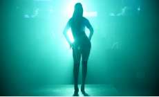 Aos 56 anos, Gretchen imita Britney Spears. Veja o v&iacute;deo
