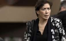 'A For&ccedil;a do Querer': Pol&iacute;cia invade cassino em que Silvana est&aacute; jogando