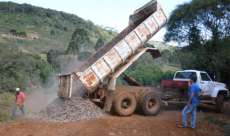 Pinh&atilde;o - Transporte inicia constru&ccedil;&atilde;o de ponte na localidade de Todos os Santos