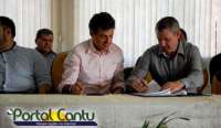 Diamante - Beto Richa inaugura escola e anuncia investimentos