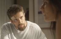 'Sol Nascente': C&eacute;sar conta para Carol que Mario e Alice continuam juntos