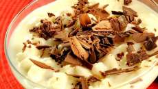 Canjica cremosa com chocolate: receita f&aacute;cil e muito gostosa