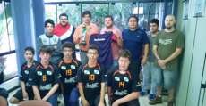 Quedas - Prefeito recepciona elenco do handebol