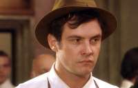 '&Ecirc;ta Mundo Bom': Candinho fica mais perto de encontrar Filomena