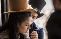 'Liberdade, Liberdade': Joaquina passa mal no enforcamento de M&atilde;o de Luva